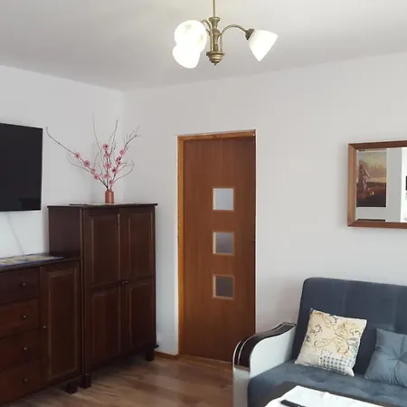 Korona Przy Termach Cieplickich 10proc Rabatu Do Term Cieplice Self Check In 24h Еленя-Гура